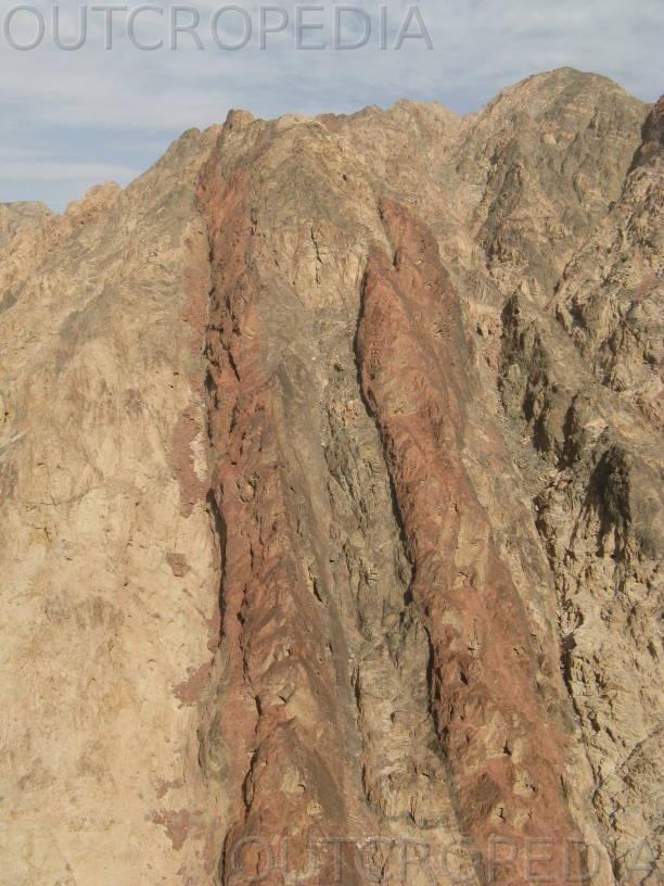 Wadi Rahma dykes