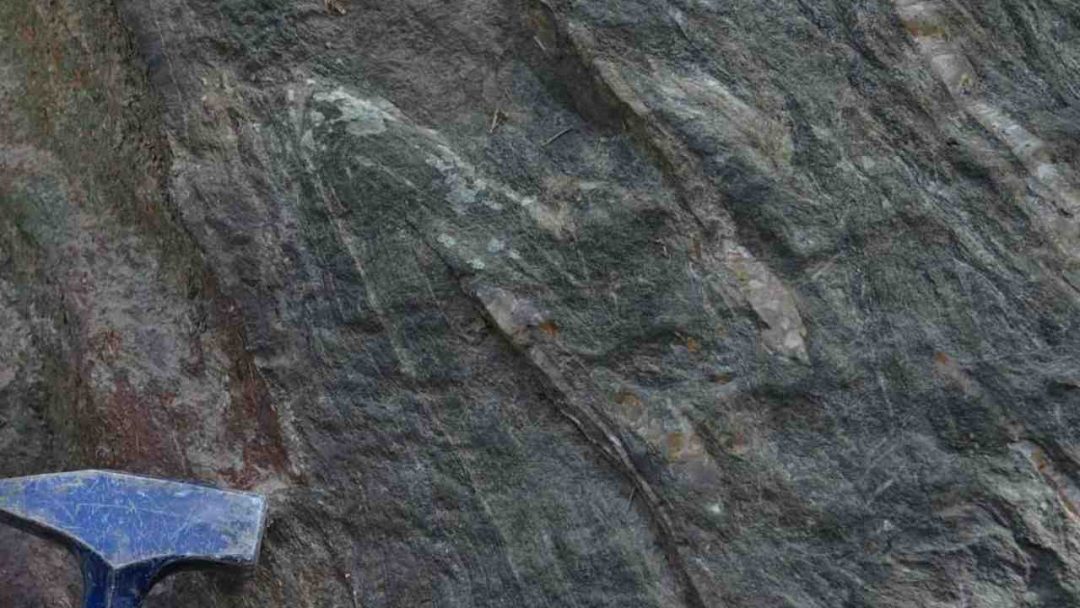 Isoclinal fold